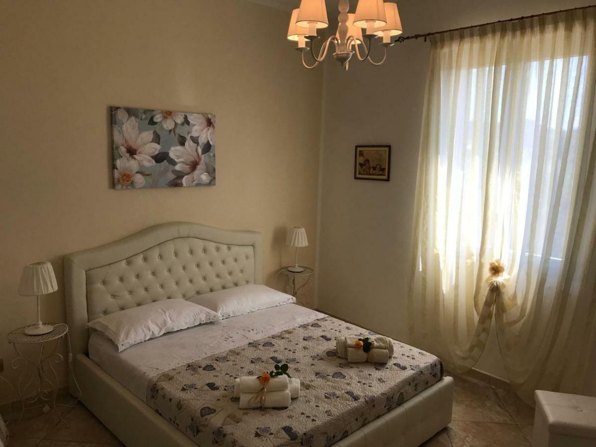 Casa Vacanze Terra Barocca Ното Екстериор снимка
